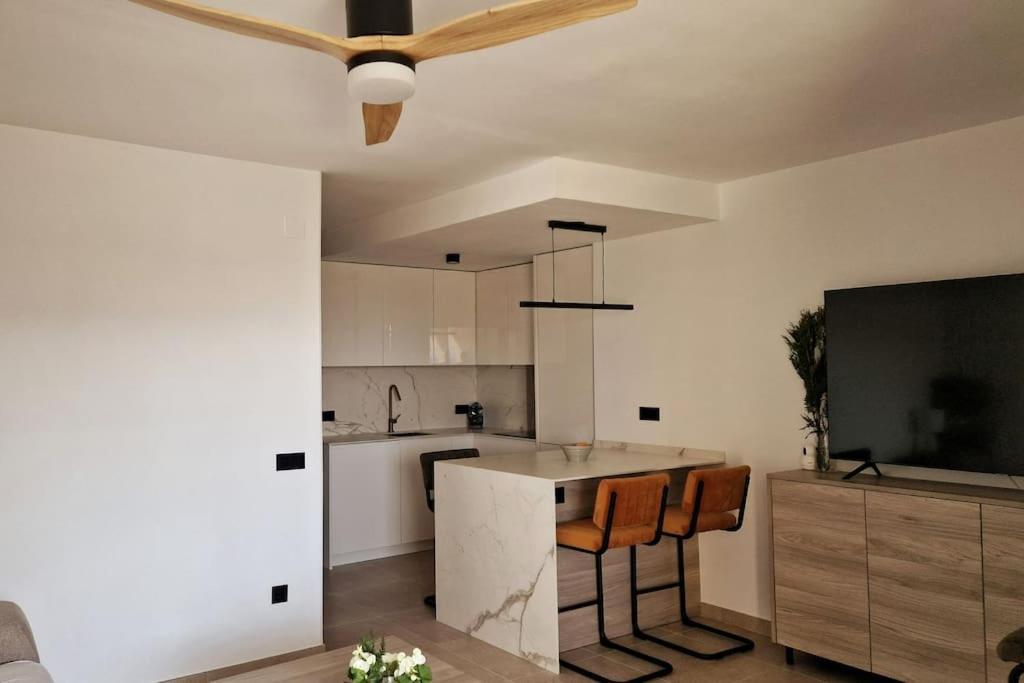 Calasol - Moderno Apartamento En Cala De Finestrat ベニドルム エクステリア 写真